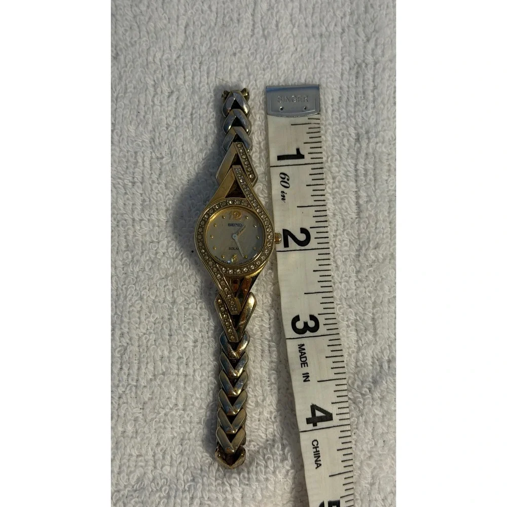 Seiko Solar Gold Tone Crystal Dress Watch V115-0AP0 Japan Movt Chevron Bracelet